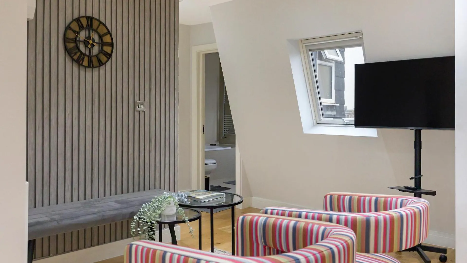 Brick Lane Chill - 2 Bdr - 8 Ppl Apartment London 0*,  United Kingdom