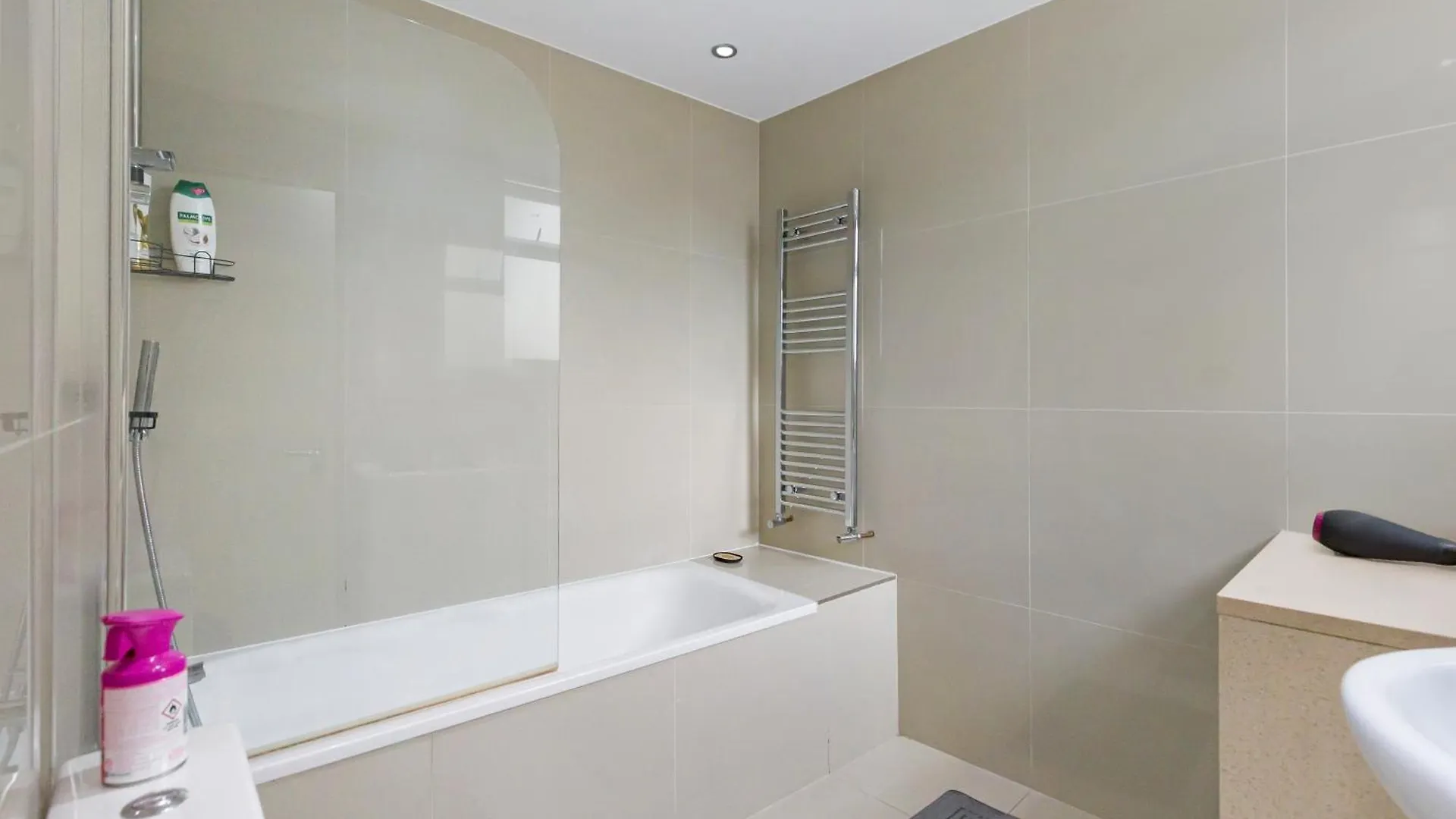 Brick Lane Chill - 2 Bdr - 8 Ppl Apartment London